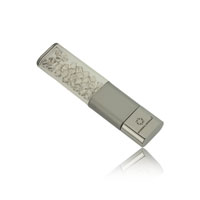 Pamov medium silver USB ze SWAROVSKI ELEMENTS 8 GB crystal silver shade